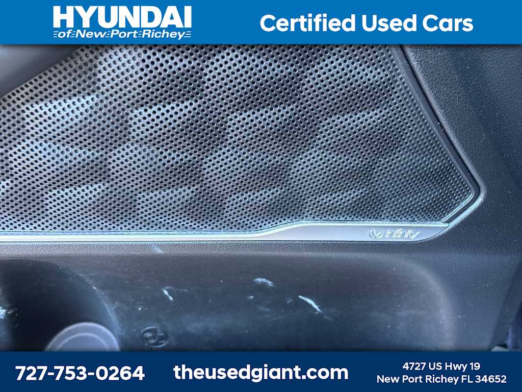 Thumbnail: 2019 Hyundai Santa Fe - 12