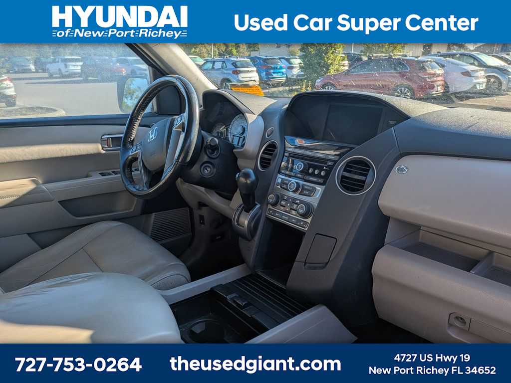 Thumbnail: 2013 Honda Pilot - 7