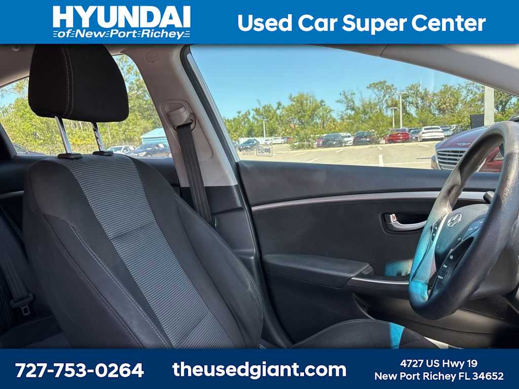 Thumbnail: 2016 Hyundai Elantra - 7