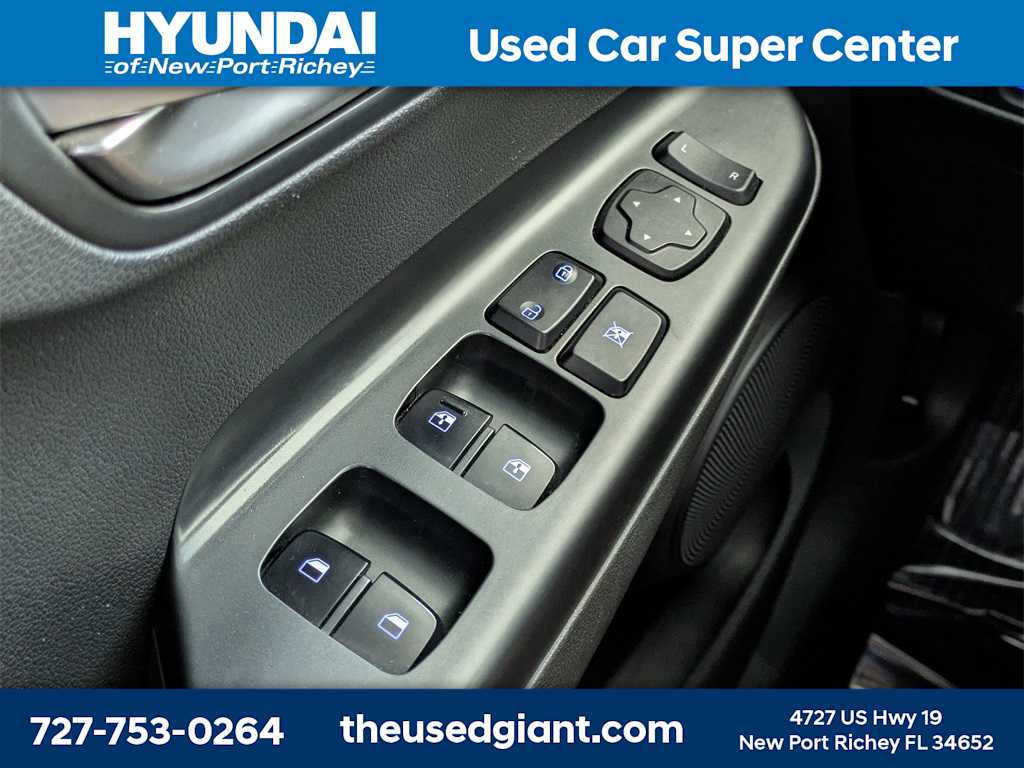 Thumbnail: 2022 Hyundai Kona - 28