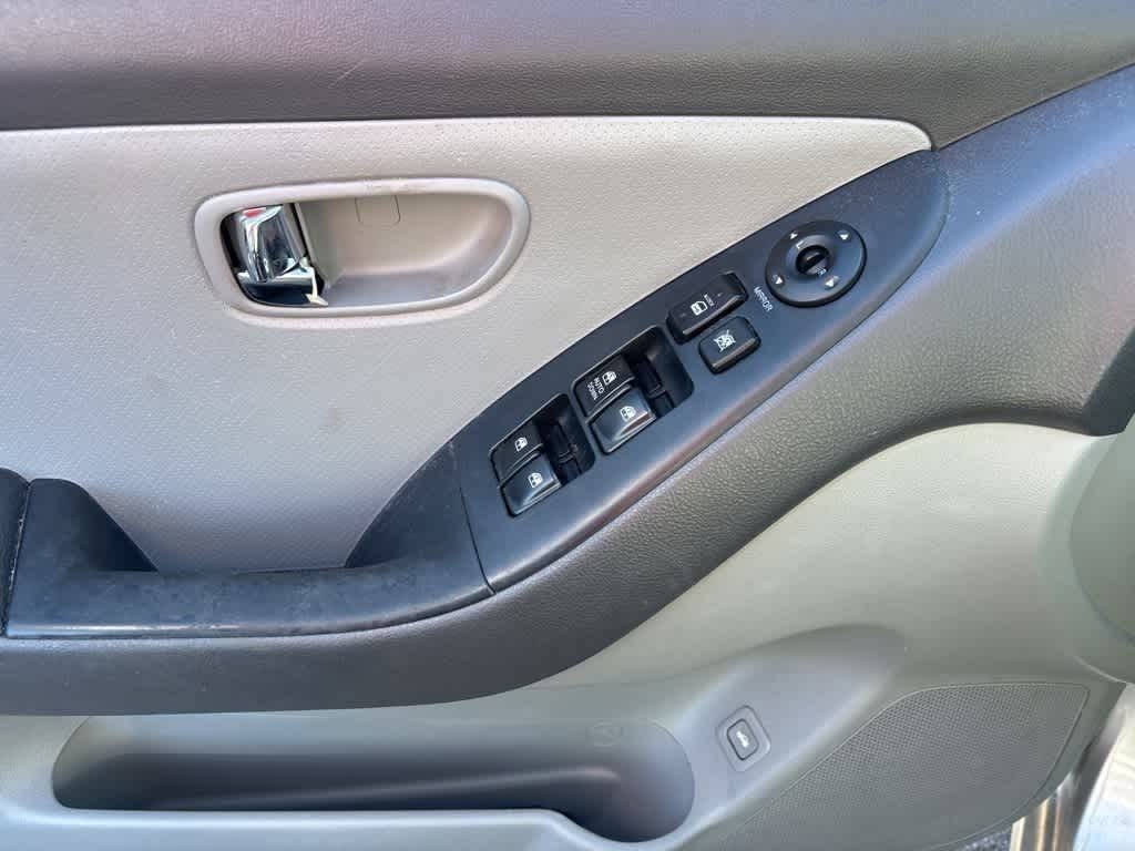 Thumbnail: 2010 Hyundai Elantra - 9