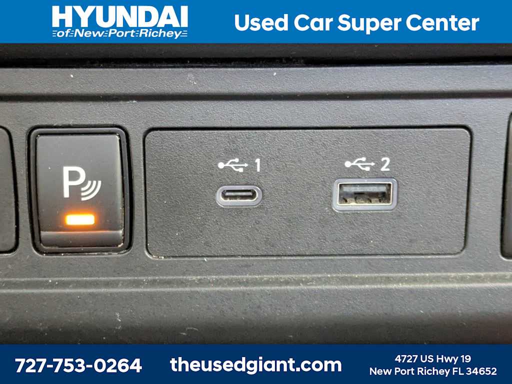 Thumbnail: 2022 Nissan Frontier - 25