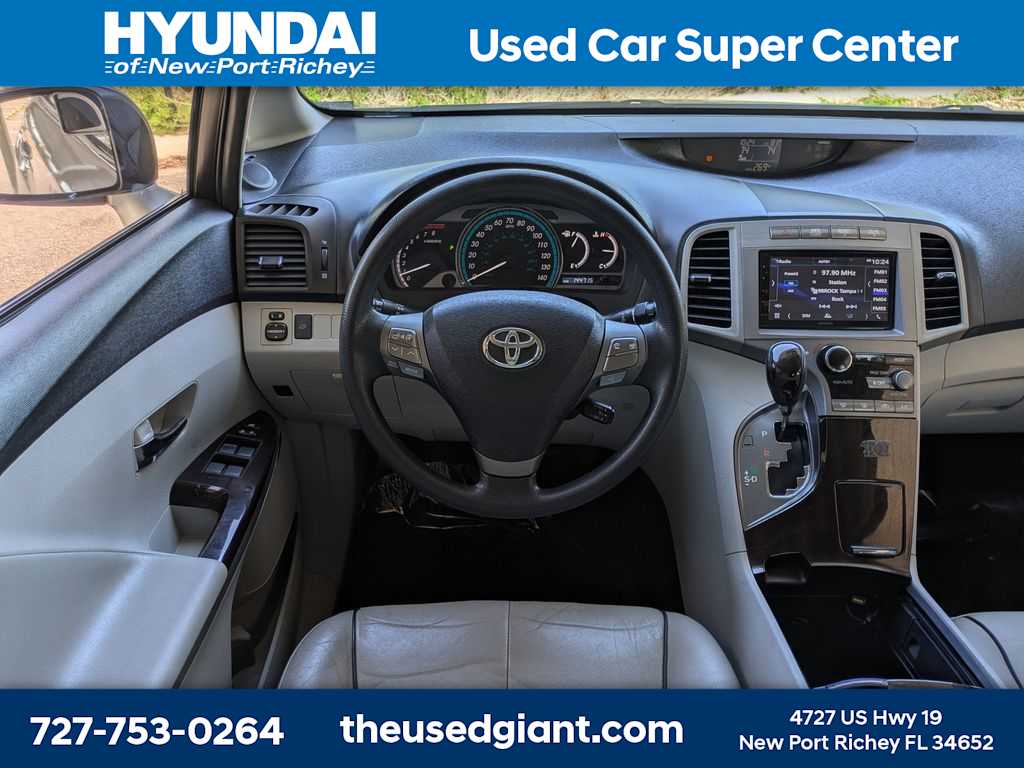Thumbnail: 2009 Toyota Venza - 18
