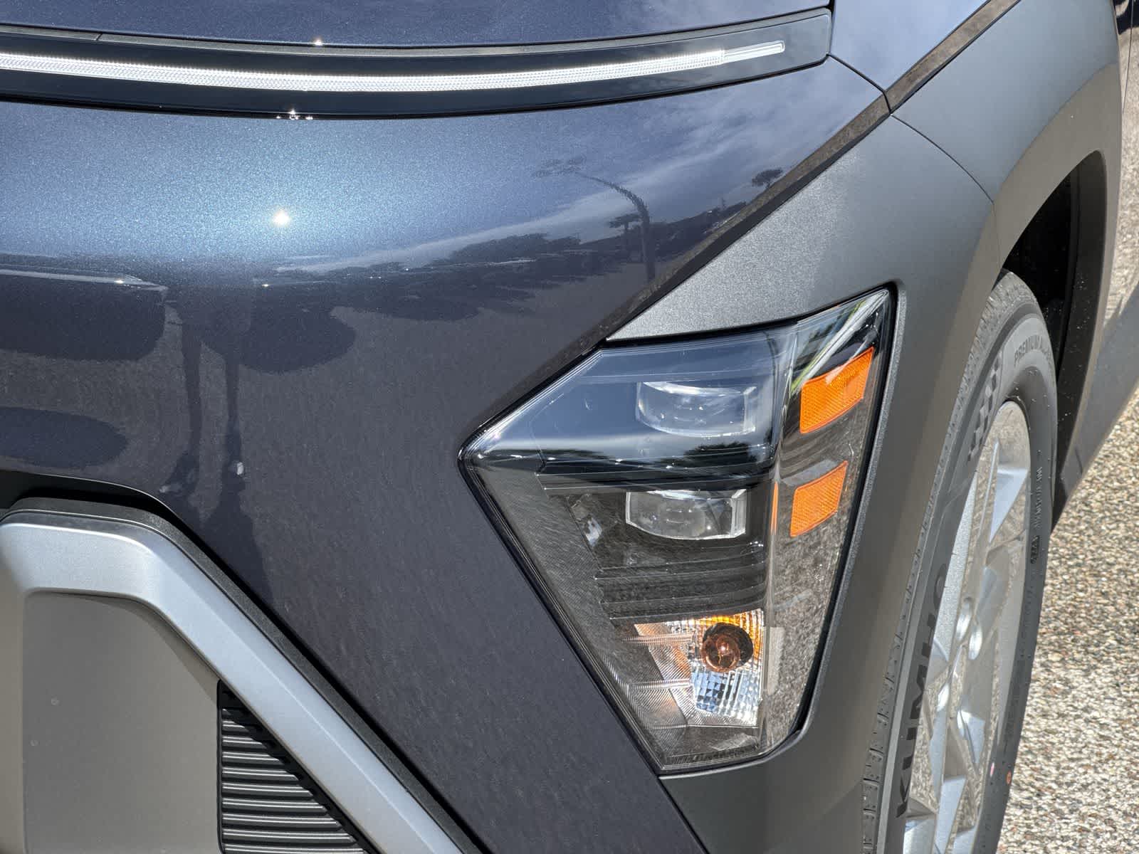 2025 Hyundai Kona SE 10