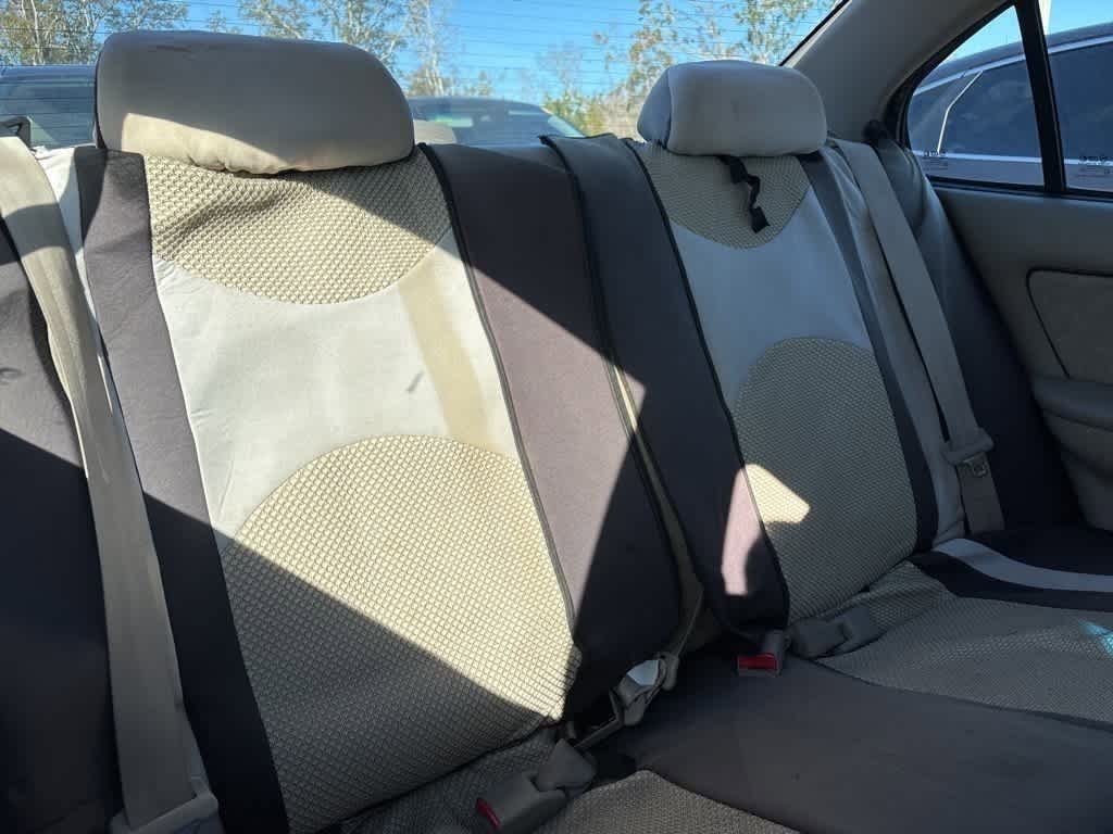 Thumbnail: 2003 Hyundai Elantra - 8