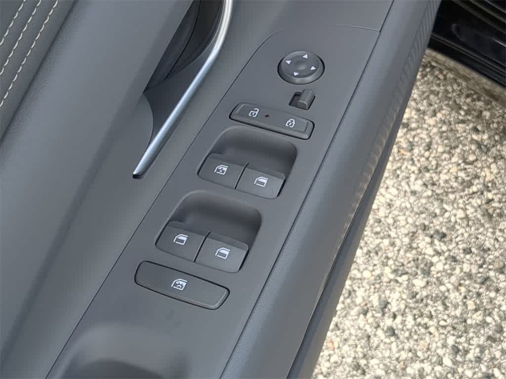 Thumbnail: 2026 Hyundai Elantra - 17