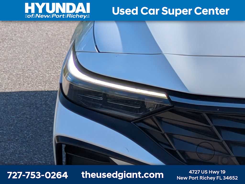 Thumbnail: 2024 Hyundai Elantra - 9