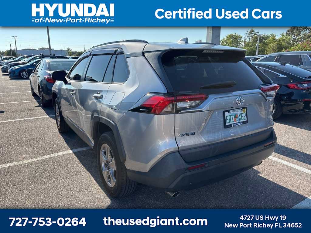 Thumbnail: 2022 Toyota RAV4 - 2