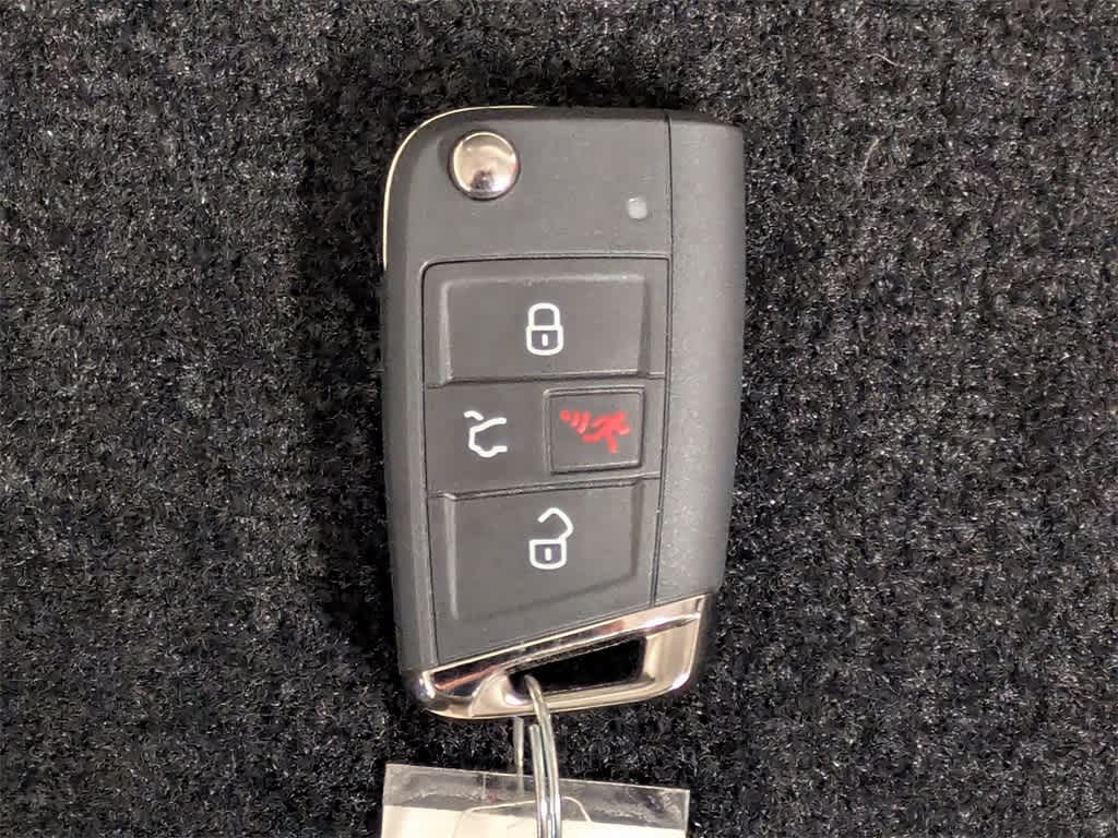 Thumbnail: 2021 Volkswagen Tiguan - 39