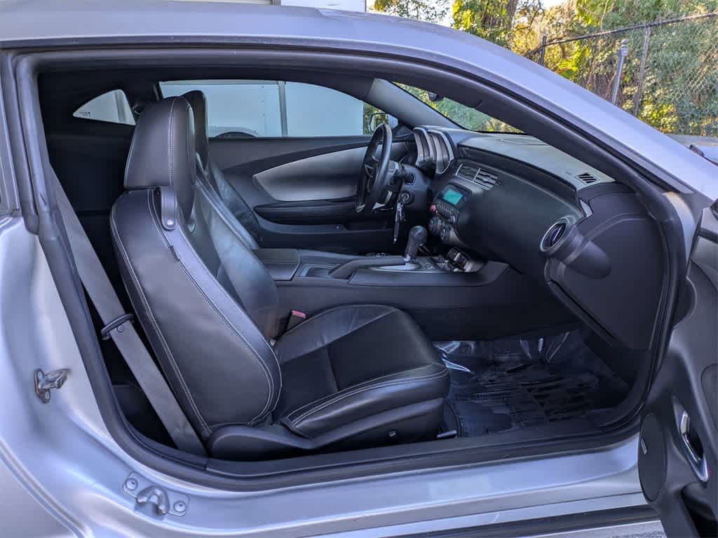 Thumbnail: 2010 Chevrolet Camaro - 15