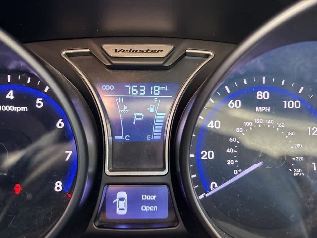 Thumbnail: 2013 Hyundai Veloster - 12