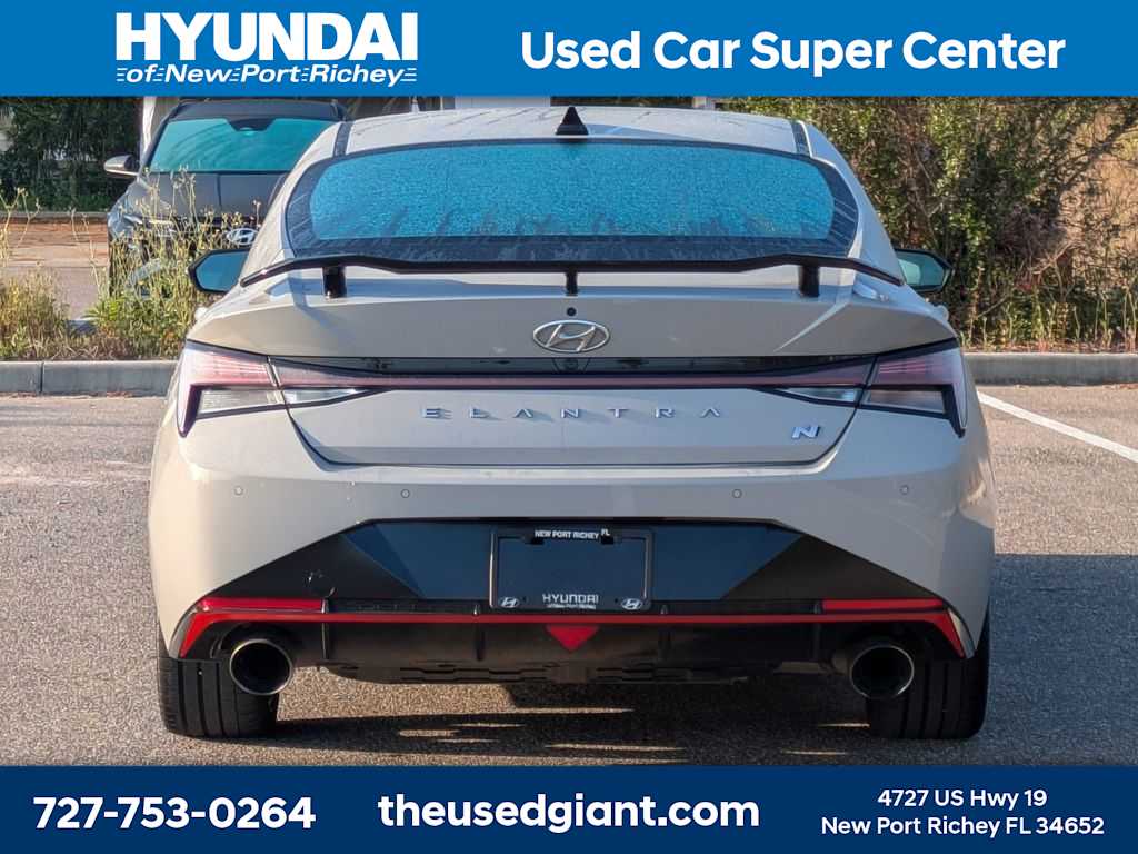 Thumbnail: 2022 Hyundai Elantra - 4