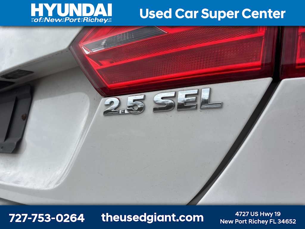 Thumbnail: 2013 Volkswagen Jetta - 5