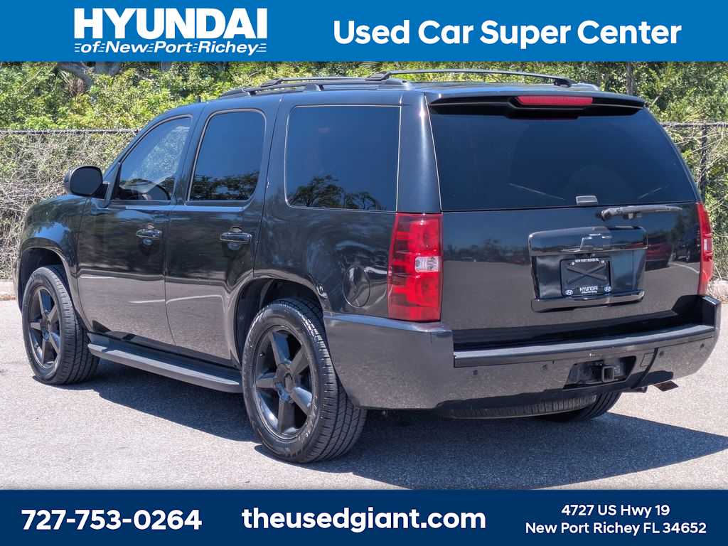 Thumbnail: 2011 Chevrolet Tahoe - 3