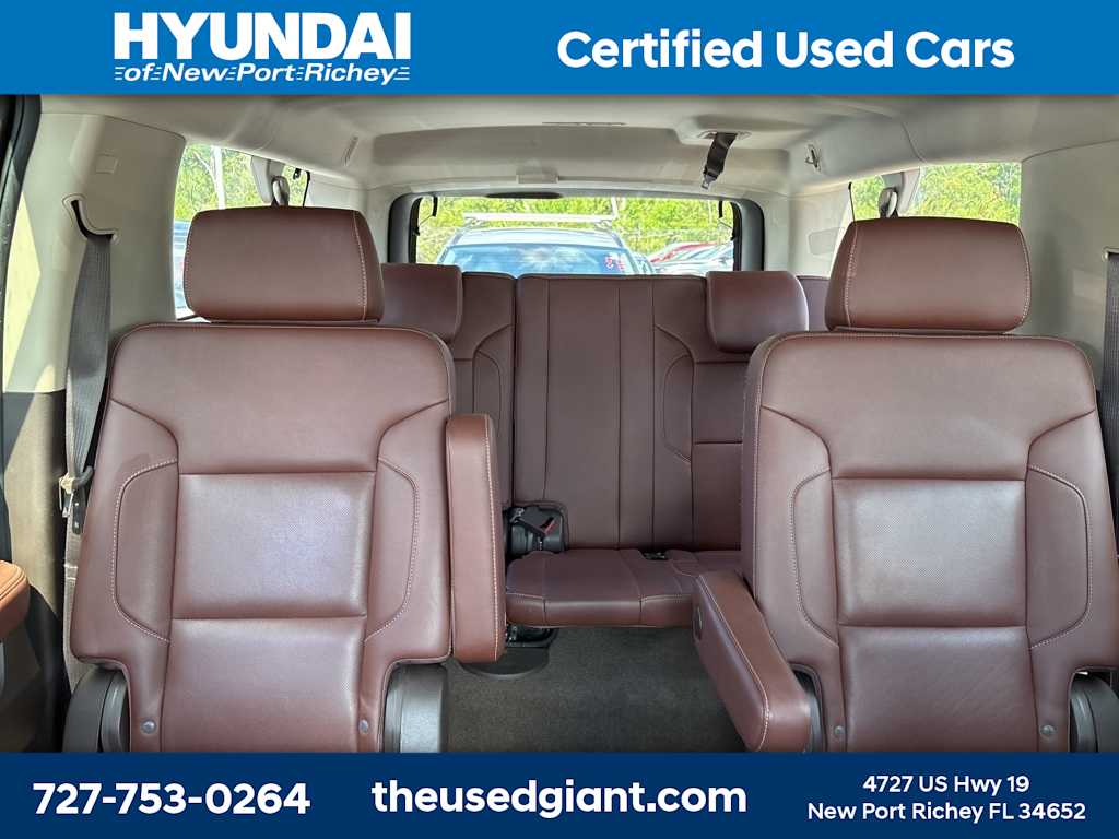 Thumbnail: 2016 Chevrolet Suburban - 11