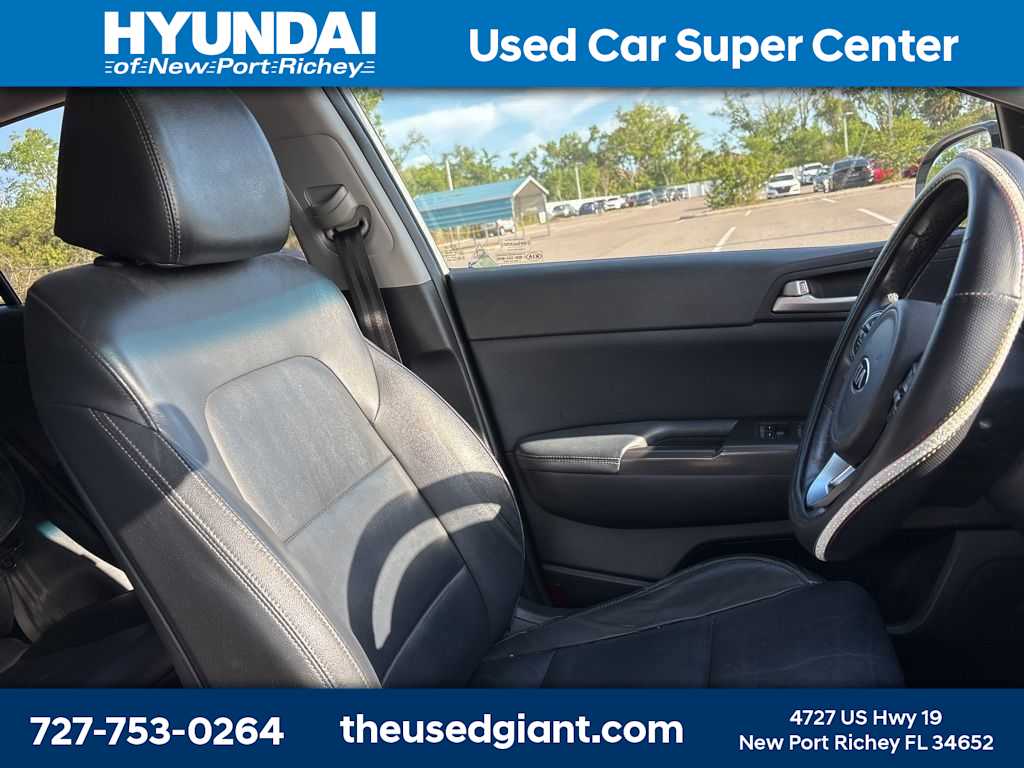 Thumbnail: 2017 Kia Sportage - 8