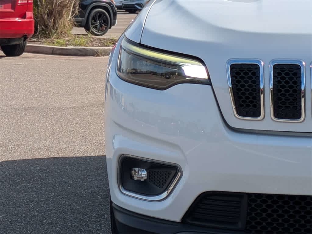 Thumbnail: 2019 Jeep Cherokee - 9