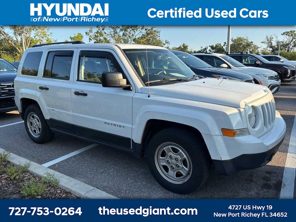 Thumbnail: 2016 Jeep Patriot - 4