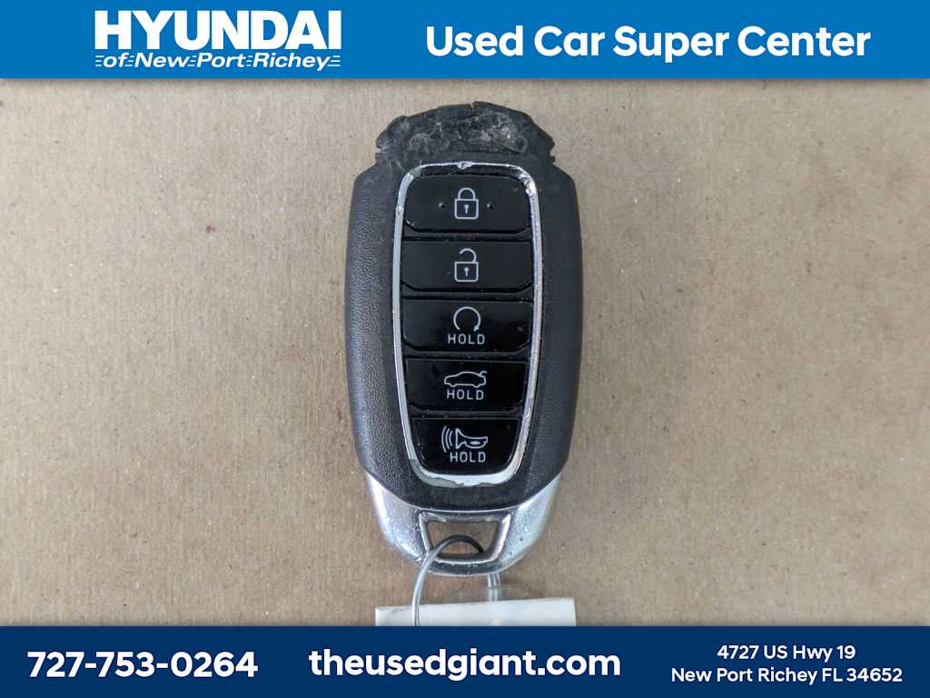 Thumbnail: 2023 Hyundai Elantra - 33