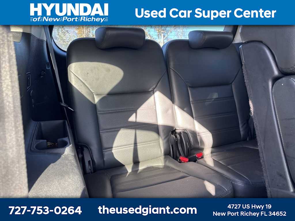 Thumbnail: 2019 Kia Sorento - 9