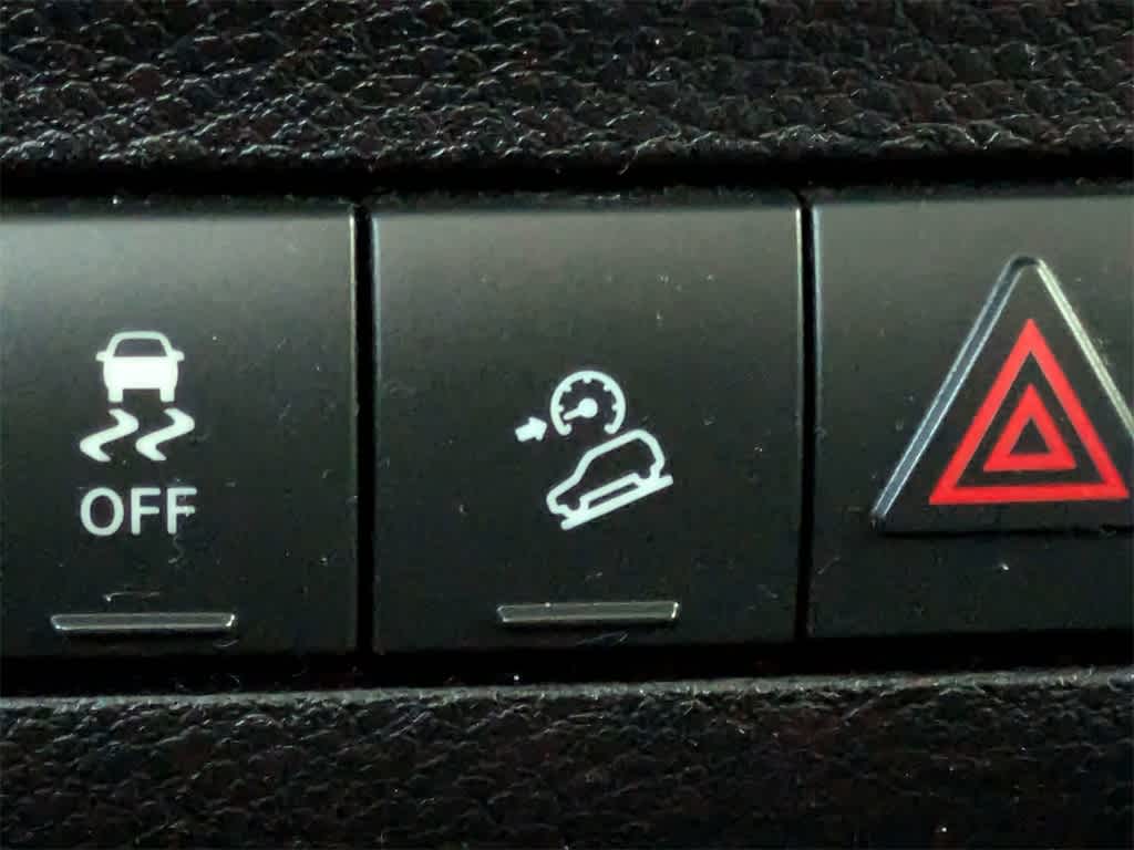 Thumbnail: 2016 Jeep Wrangler - 24