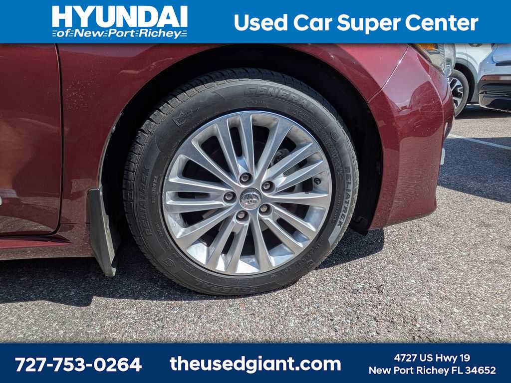 Thumbnail: 2014 Toyota Avalon - 5