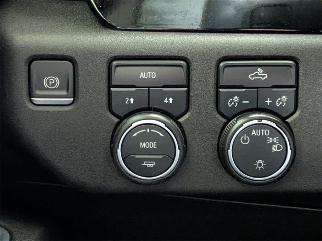 Thumbnail: 2022 Chevrolet Silverado 1500 - 29