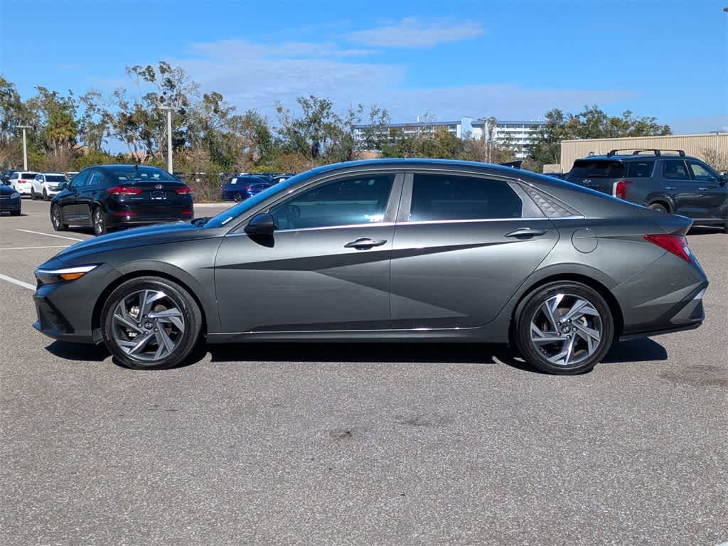 Thumbnail: 2024 Hyundai Elantra - 2