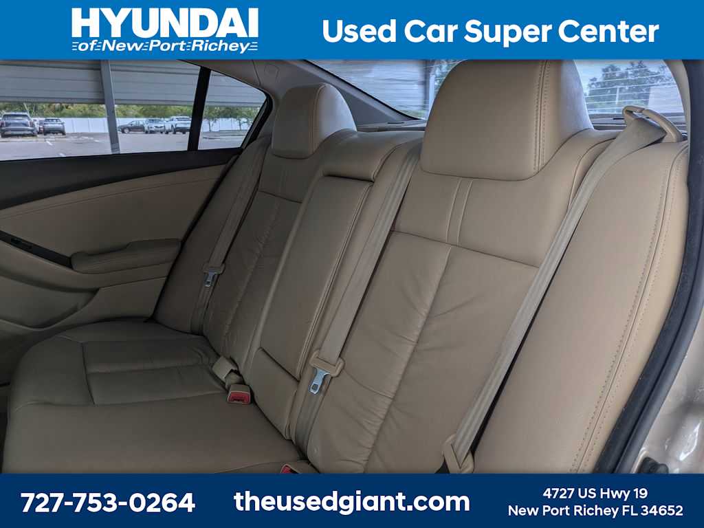 Thumbnail: 2011 Nissan Altima - 14