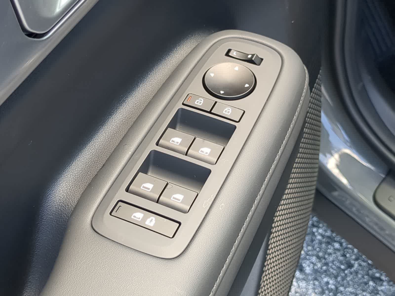 Thumbnail: 2026 Hyundai Santa Fe - 16