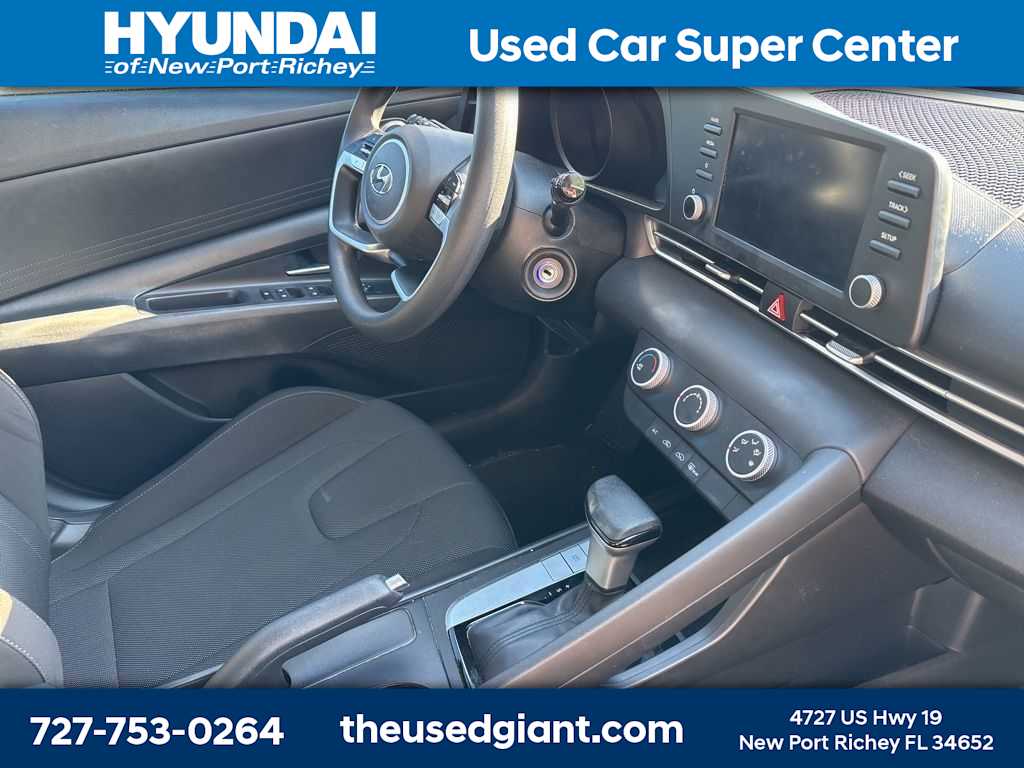 Thumbnail: 2023 Hyundai Elantra - 6