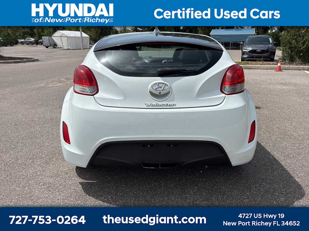 Thumbnail: 2015 Hyundai Veloster - 4