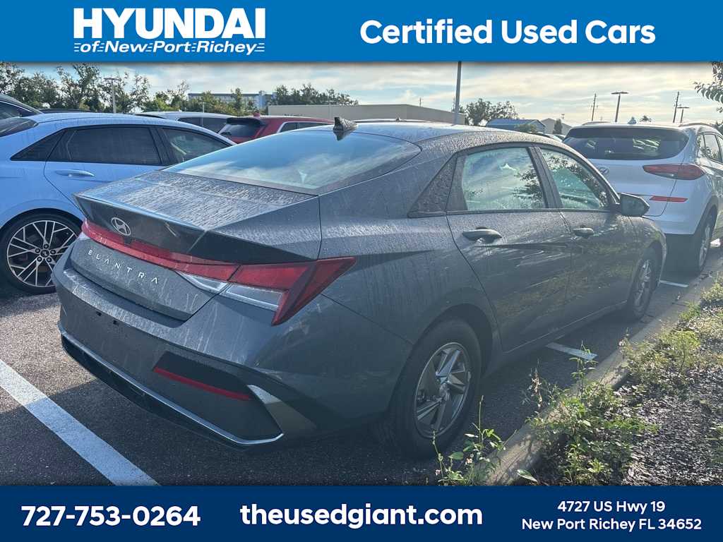 Thumbnail: 2025 Hyundai Elantra - 3