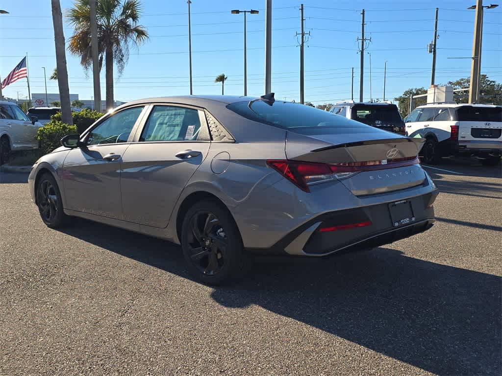 Thumbnail: 2026 Hyundai Elantra - 4