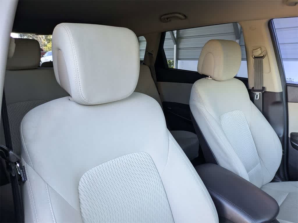 Thumbnail: 2017 Hyundai Santa Fe - 6