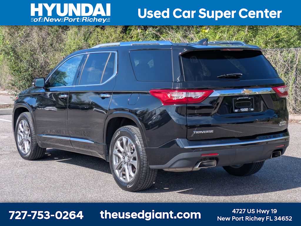 Thumbnail: 2018 Chevrolet Traverse - 3