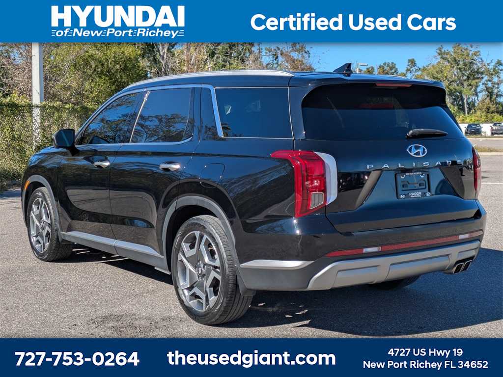 Thumbnail: 2023 Hyundai Palisade - 3