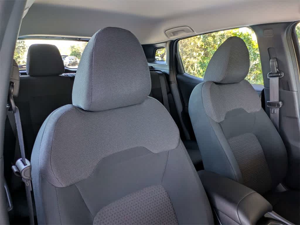 Thumbnail: 2025 Nissan Kicks - 6