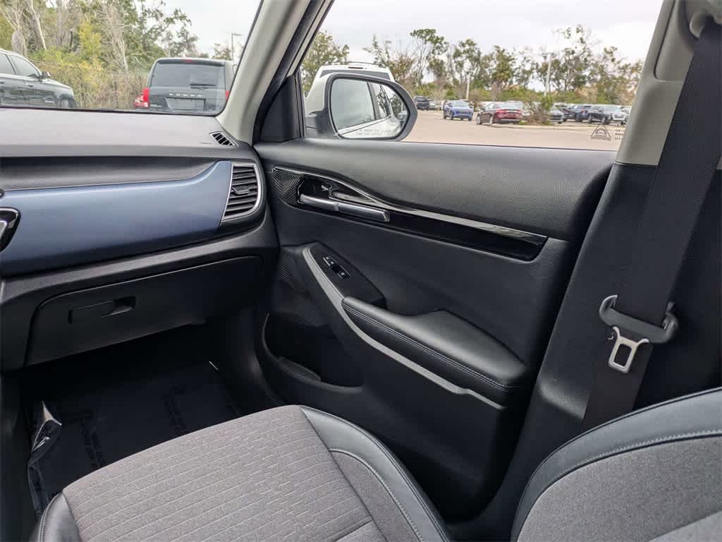 Thumbnail: 2022 Kia Seltos - 19