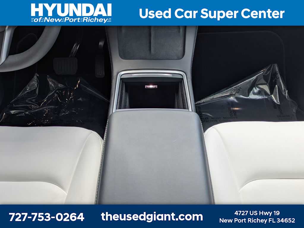 Thumbnail: 2024 Tesla Model Y - 20