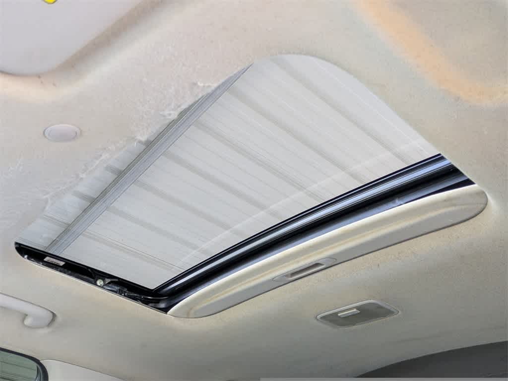 Thumbnail: 2023 Hyundai Venue - 20