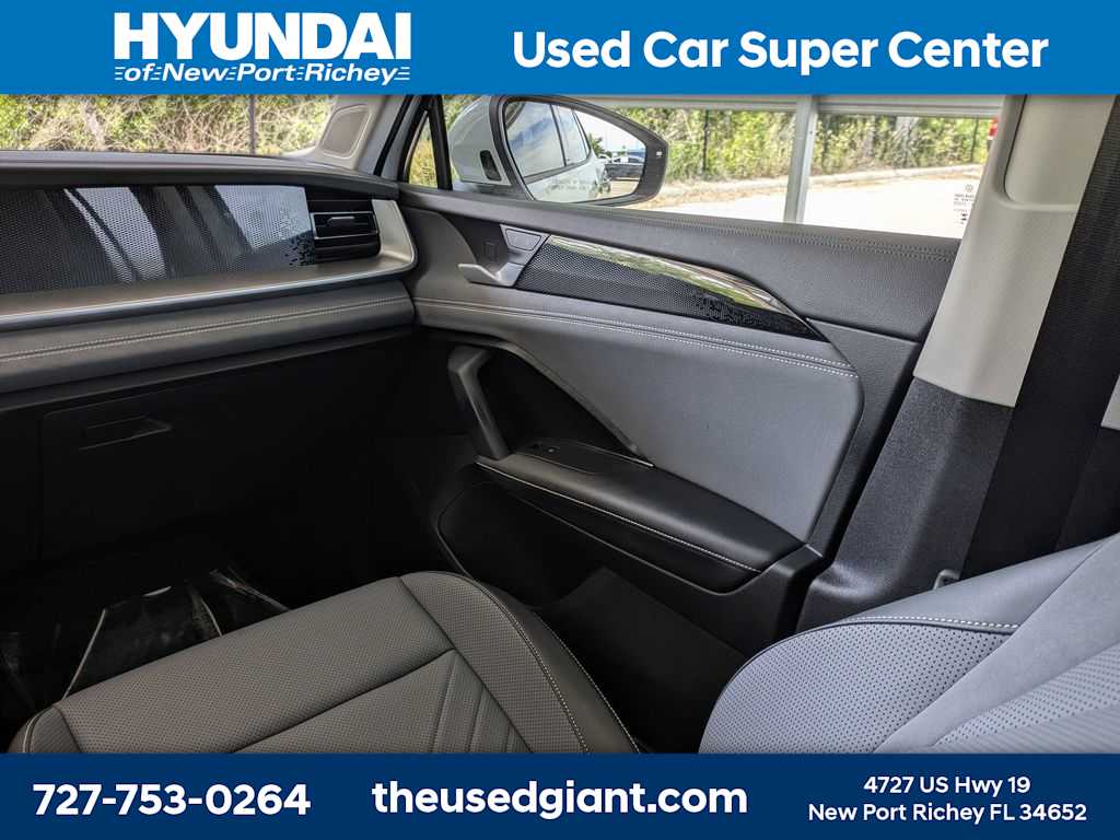 Thumbnail: 2025 Volkswagen Tiguan - 22