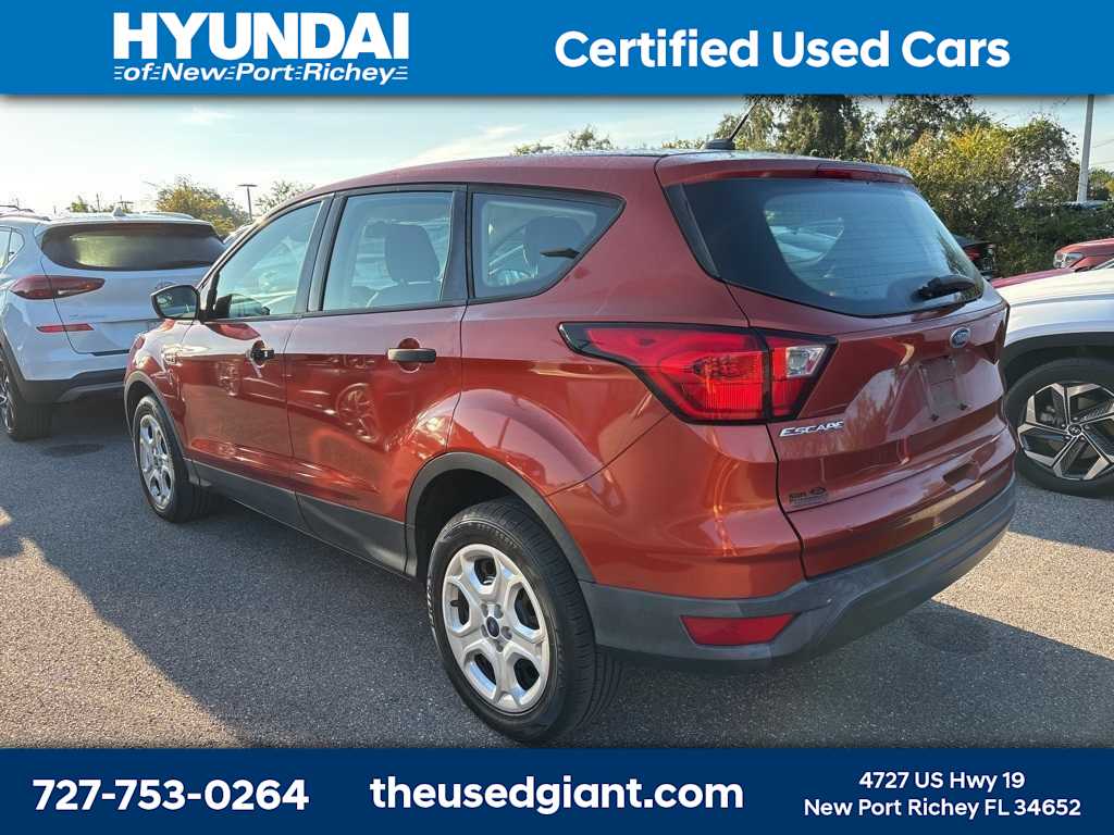 Thumbnail: 2019 Ford Escape - 2