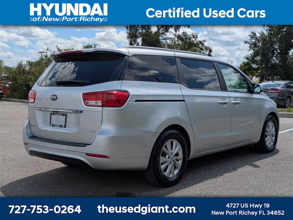 Thumbnail: 2017 Kia Sedona - 5