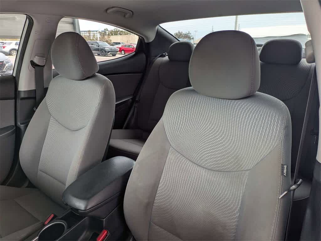 Thumbnail: 2016 Hyundai Elantra - 7