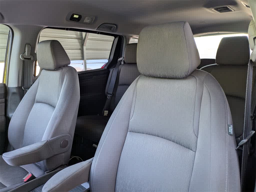 Thumbnail: 2018 Honda Odyssey - 7