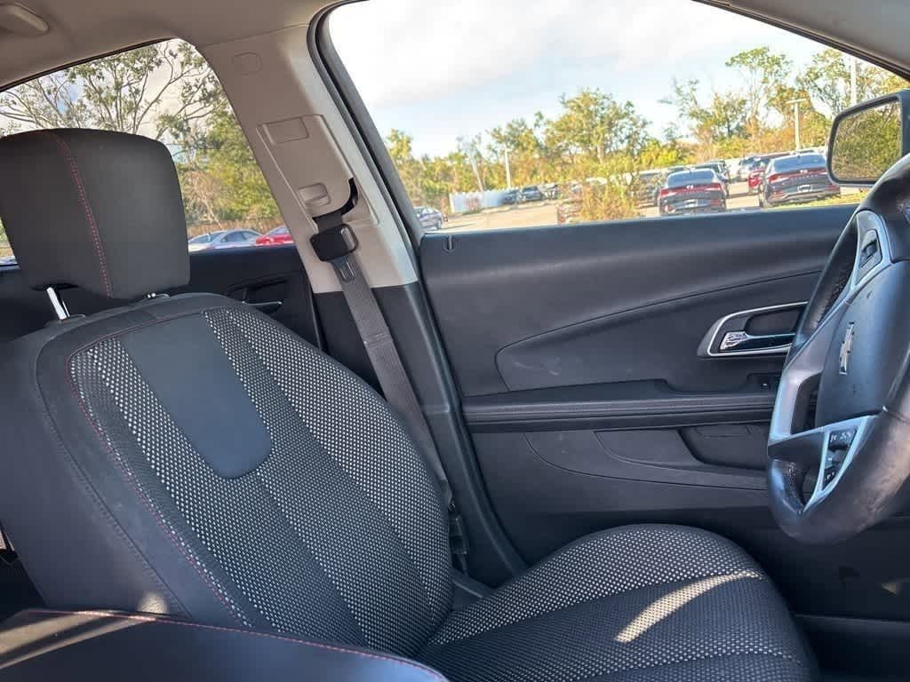 Thumbnail: 2011 Chevrolet Equinox - 8