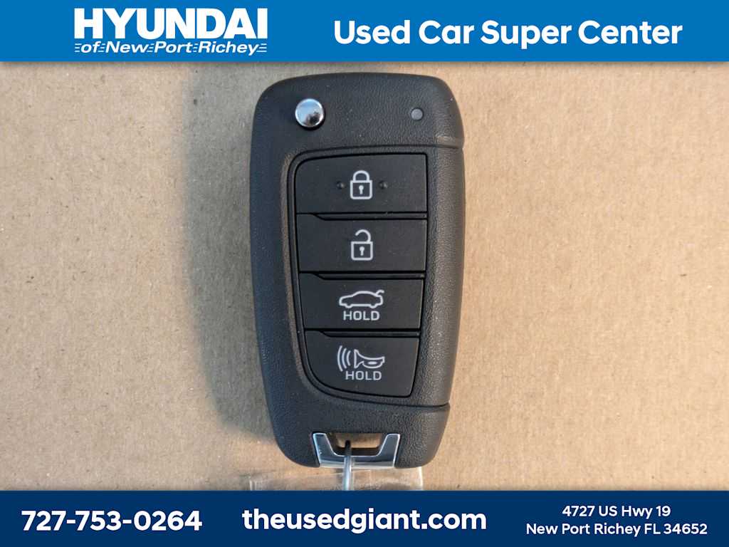 Thumbnail: 2025 Hyundai Elantra - 30