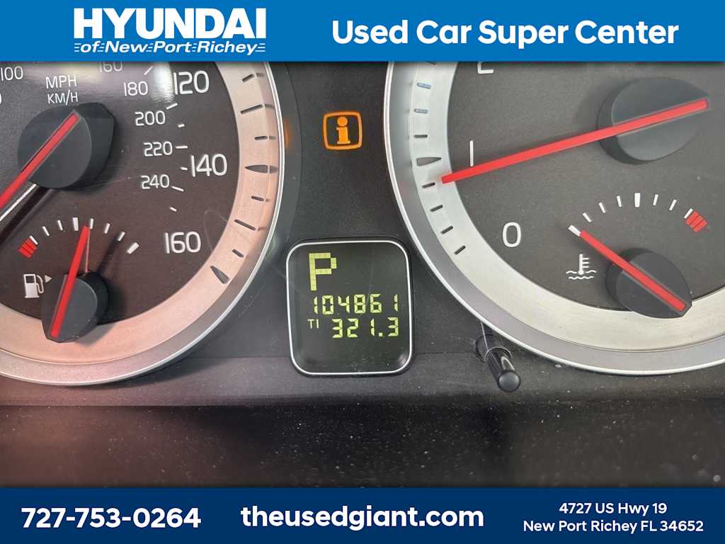 Thumbnail: 2012 Volvo C70 - 13