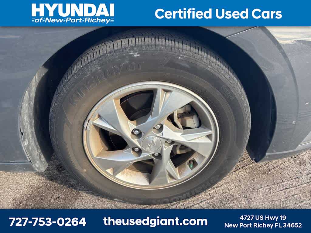 Thumbnail: 2023 Hyundai Elantra - 5